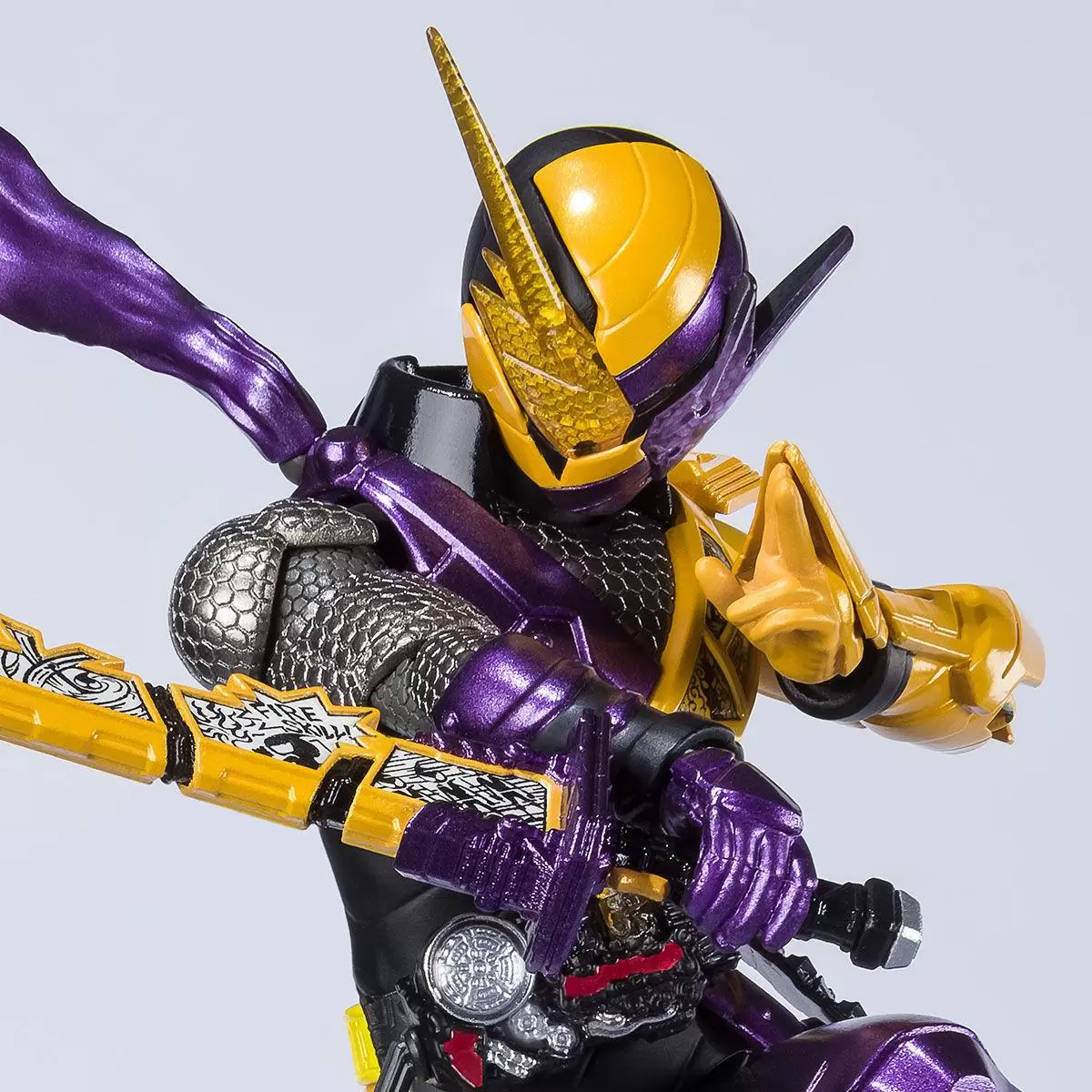 Figure Kamen Rider Build S.H.Figuarts NinninComic Form (Bandai Spirits) 14,5cm